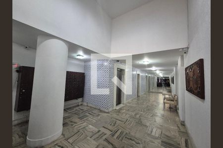Apartamento à venda com 180m², 4 quartos e 1 vagaHall de entrada