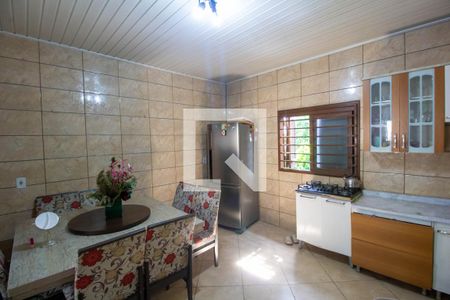 Casa para alugar com 110m², 3 quartos e 2 vagasCozinha