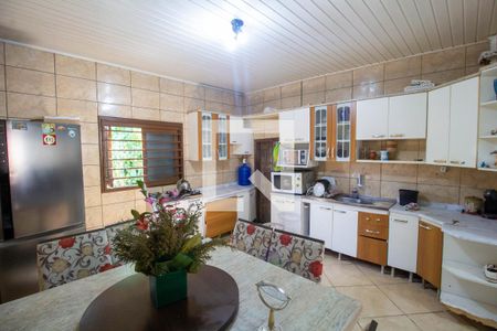 Casa para alugar com 110m², 3 quartos e 2 vagasCozinha