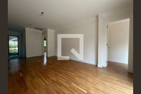 Casa à venda com 640m², 4 quartos e sem vaga
