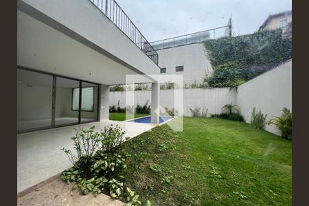 Casa à venda com 640m², 4 quartos e sem vaga