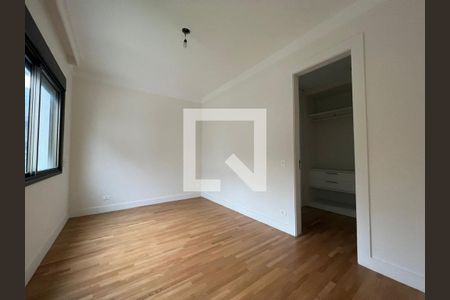 Casa à venda com 640m², 4 quartos e sem vaga