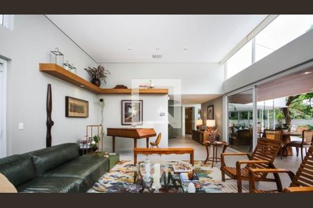 Casa à venda com 4 quartos, 579m² em Alto de Pinheiros, São Paulo