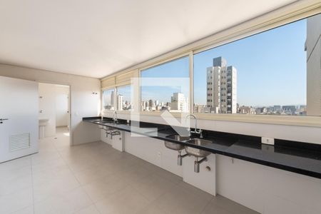 Apartamento à venda com 245m², 4 quartos e 4 vagas