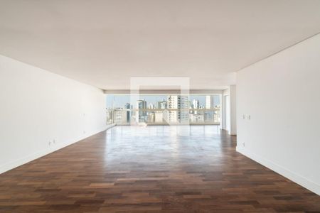 Apartamento à venda com 4 quartos, 245m² em Santa Cecilia, São Paulo