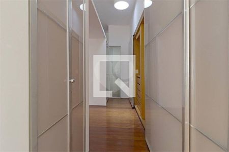 Casa à venda com 680m², 6 quartos e 10 vagas