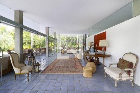 Casa à venda com 680m², 6 quartos e 10 vagas