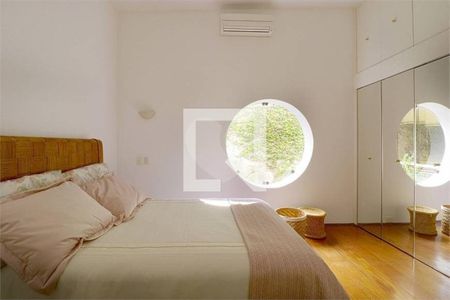 Casa à venda com 6 quartos, 680m² em Morumbi, São Paulo