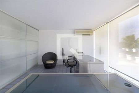 Casa à venda com 680m², 6 quartos e 10 vagas