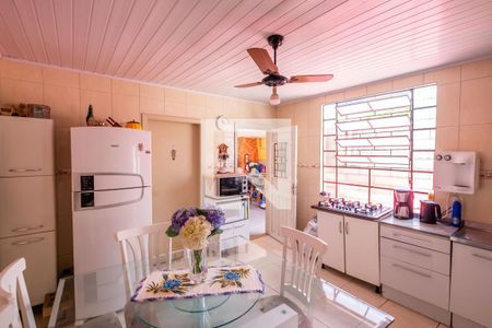 Casa à venda com 133m², 3 quartos e 1 vagaCozinha