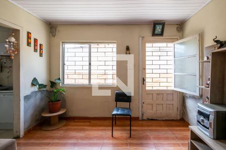 Sala de casa à venda com 3 quartos, 133m² em Nonoai, Porto Alegre