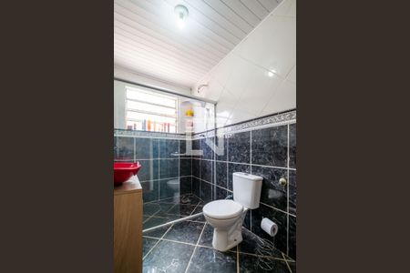 Casa à venda com 133m², 3 quartos e 1 vagaBanheiro