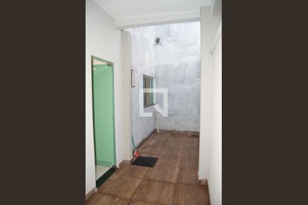 Casa para alugar com 85m², 2 quartos e 1 vaga Casa para alugar com 85m², 2 quartos e 1 vagaEntrada