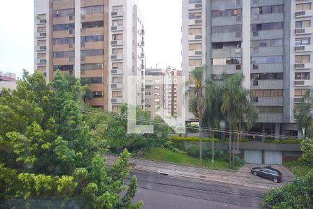 Quarto 1 - Vista de apartamento à venda com 2 quartos, 95m² em Bela Vista, Porto Alegre