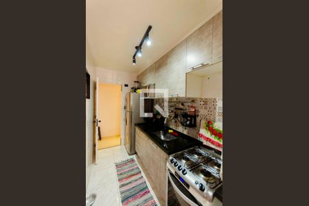 Cozinha de apartamento à venda com 2 quartos, 48m² em Vila Marieta, São Paulo