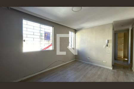 Sala de apartamento à venda com 3 quartos, 43m² em Cidade Industrial, Curitiba