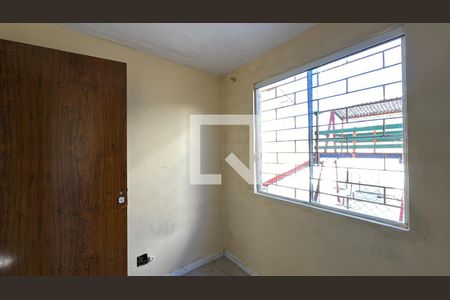 Quarto 2 de apartamento à venda com 3 quartos, 43m² em Cidade Industrial, Curitiba