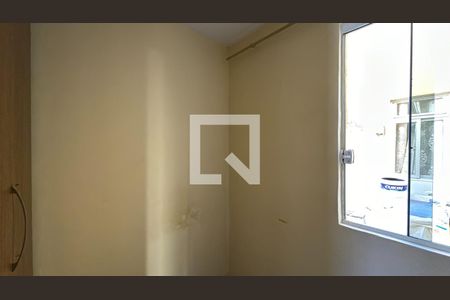 Quarto 1 de apartamento à venda com 3 quartos, 43m² em Cidade Industrial, Curitiba