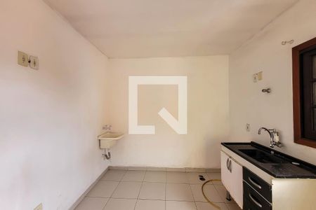 Casa para alugar com 38m², 1 quarto e sem vagaCozinha e Área de Serviço