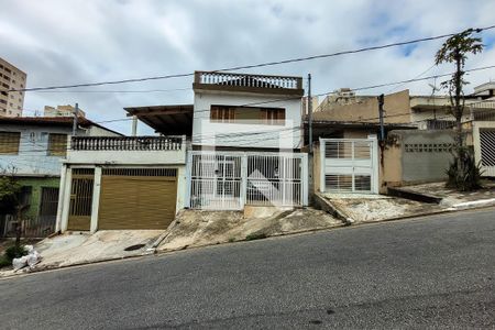 Fachada de casa para alugar com 1 quarto, 25m² em Vila das Mercês, São Paulo