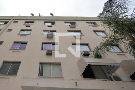 Apartamento para alugar com 70m², 2 quartos e 1 vagaFachada do bloco