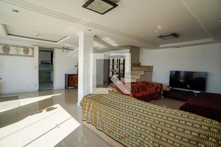 Sala de casa para alugar com 1 quarto, 380m² em Piratininga, Niterói
