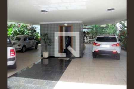 Casa para alugar com 350m², 4 quartos e 10 vagas