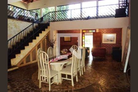 Casa de Condomínio à venda com 3 quartos, 468m² em Jardins de Petrópolis, Nova Lima