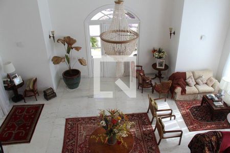 Casa à venda com 3 quartos, 620m² em Jardim Serrano, Nova Lima