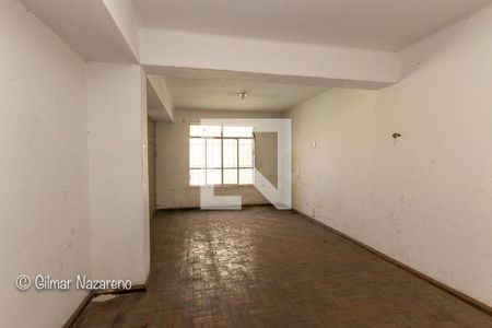 Casa à venda com 525m², 2 quartos e 4 vagas