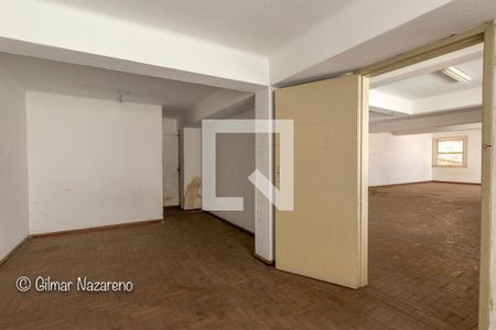 Casa à venda com 525m², 2 quartos e 4 vagas