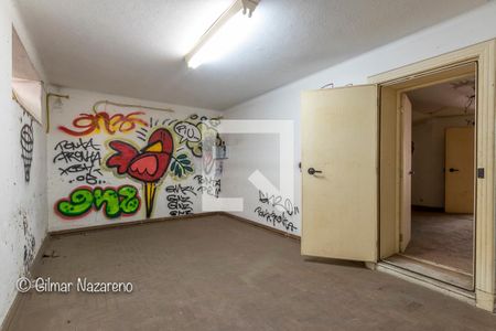 Casa à venda com 525m², 2 quartos e 4 vagas