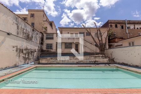 Casa à venda com 525m², 2 quartos e 4 vagas