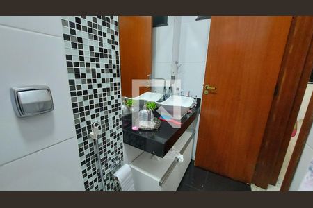 Casa à venda com 62m², 2 quartos e 1 vaga