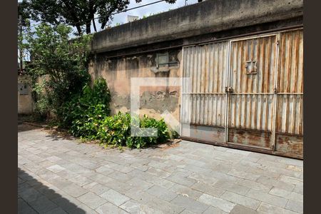 Casa à venda com 240m², 3 quartos e 2 vagas