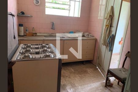 Casa à venda com 3 quartos, 240m² em Salgado Filho, Belo Horizonte