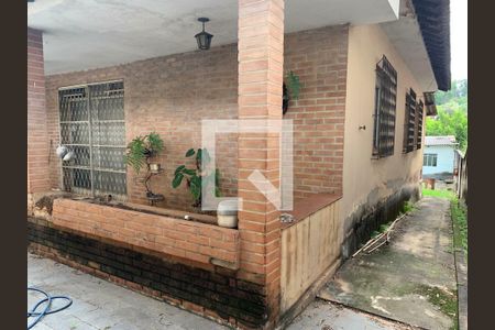 Casa à venda com 3 quartos, 240m² em Salgado Filho, Belo Horizonte