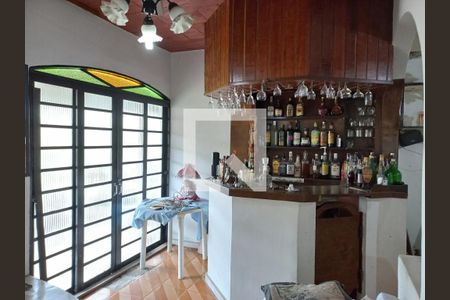 Casa à venda com 4 quartos, 396m² em Santa Cruz Industrial, Contagem