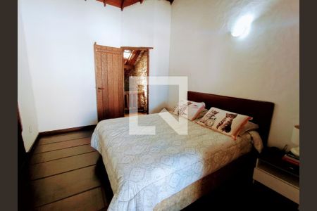 Casa à venda com 4 quartos, 370m² em Castelo, Belo Horizonte