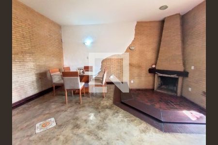 Casa à venda com 4 quartos, 370m² em Castelo, Belo Horizonte