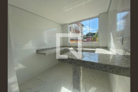 Apartamento à venda com 3 quartos, 149m² em Santa Mônica, Belo Horizonte