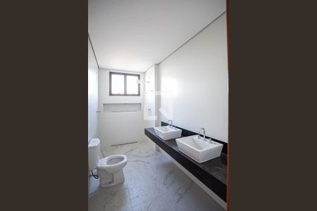 Apartamento à venda com 278m², 4 quartos e 4 vagasBanheiro da suíte 4