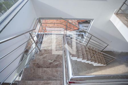 Apartamento à venda com 278m², 4 quartos e 4 vagasEscada