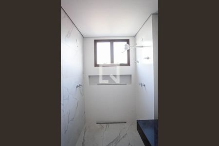 Apartamento à venda com 278m², 4 quartos e 4 vagasBanheiro da suíte 4