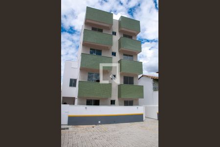 Apartamento à venda com 108m², 2 quartos e 1 vagaFachada