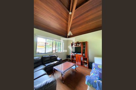 Casa à venda com 4 quartos, 1000m² em Braunas, Belo Horizonte