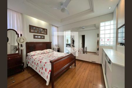 Apartamento para alugar com 4 quartos, 230m² em Ouro Preto, Belo Horizonte