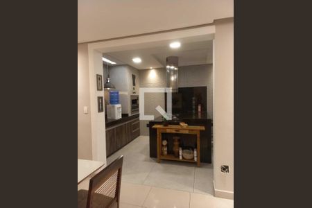 Apartamento à venda com 247m², 4 quartos e 4 vagas