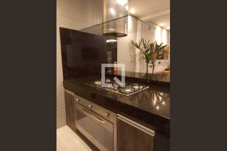 Apartamento à venda com 247m², 4 quartos e 4 vagas