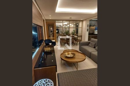 Apartamento à venda com 247m², 4 quartos e 4 vagas